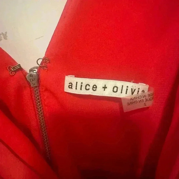 Alice + Olivia Gale Deep V-Neck Sleeveless Wide Leg Red Crepe Jumpsuit Size 2 - Picture 7 of 8